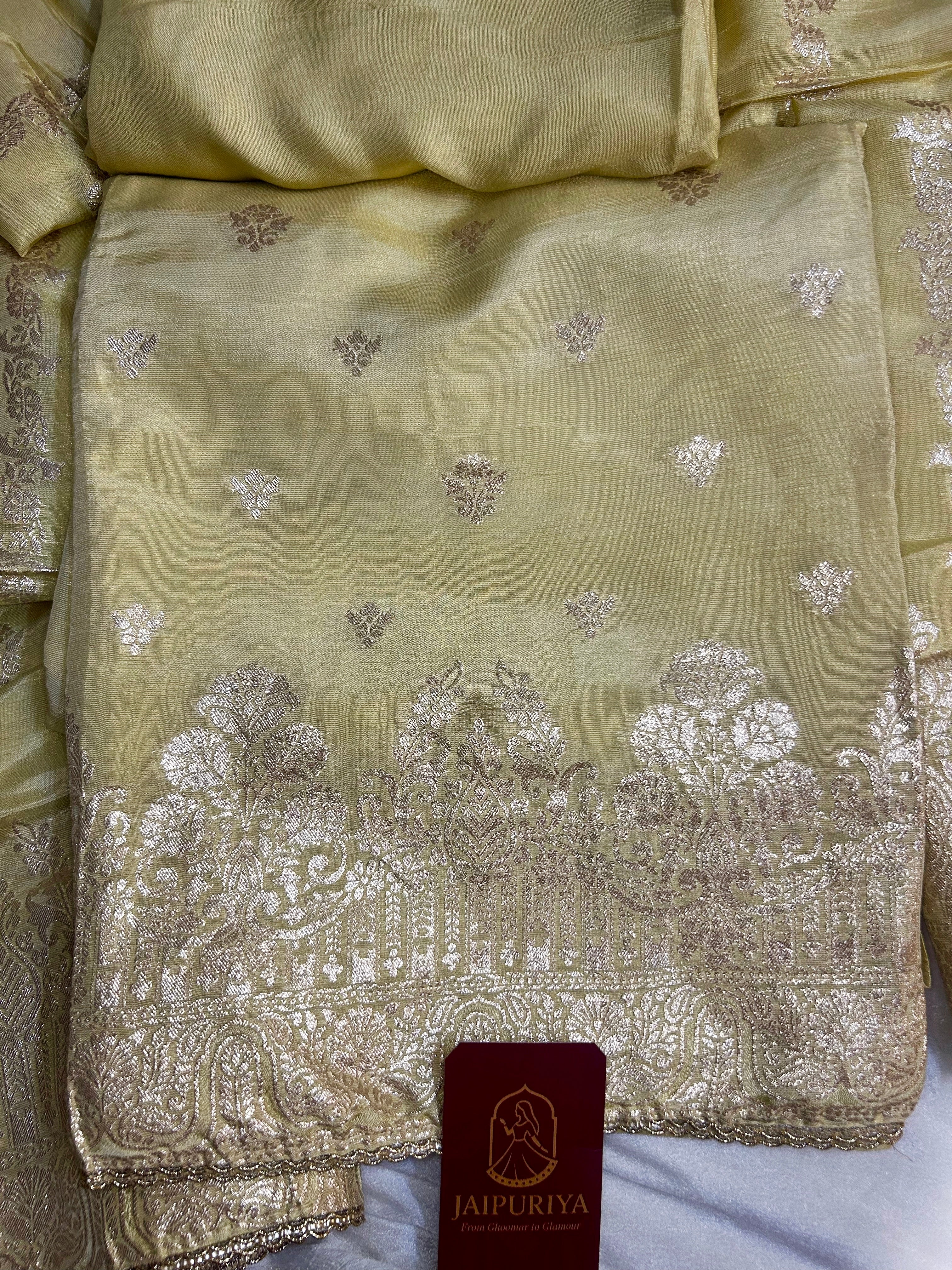 Sunehri Aabha Regal Suit Set