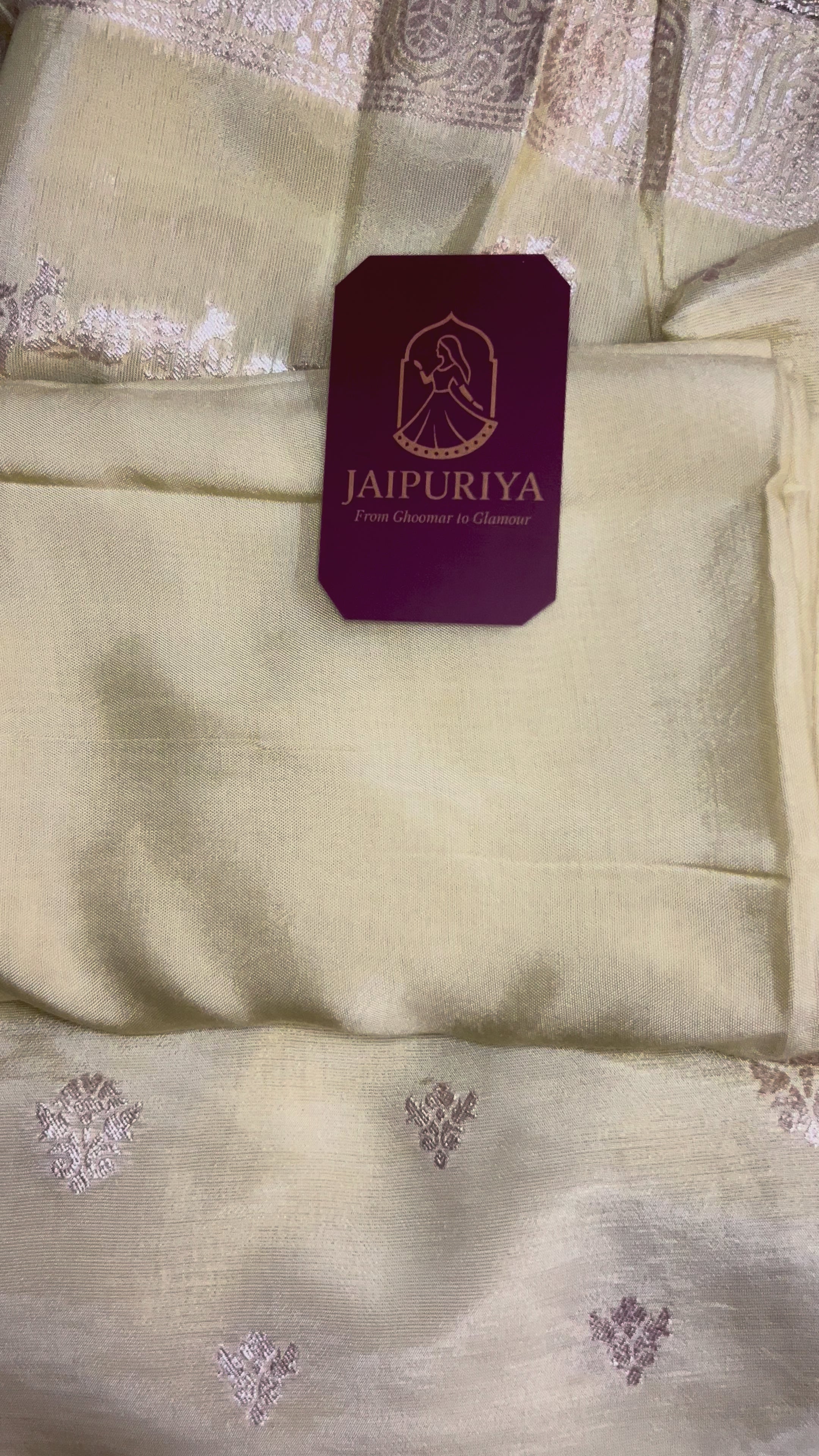 Sunehri Aabha Regal Suit Set